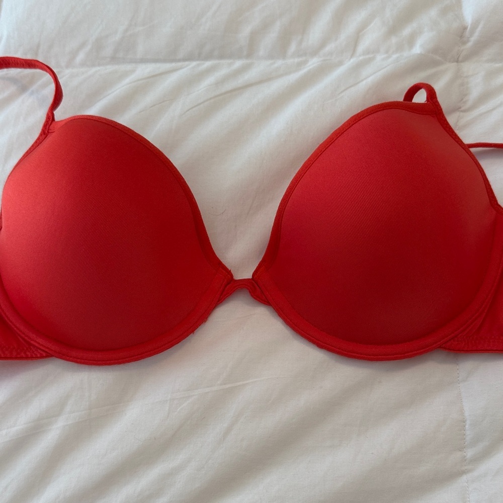 Victoria Secret Women's Bra 34 B